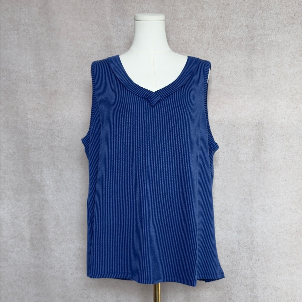 ANDREE BY UNIT Rich Cobalt Royal Blue Knit Tank Top A Versatile Closet Staple - Picture 3 of 8